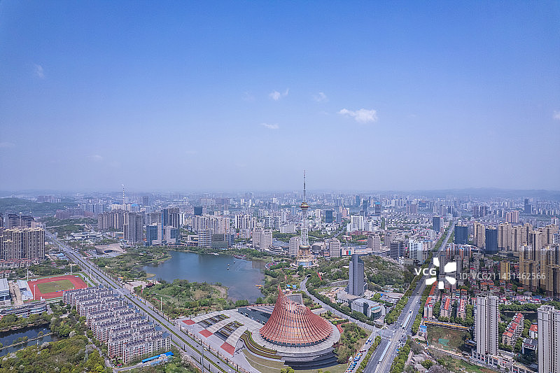 中国湖南省株洲城市天际线图片素材