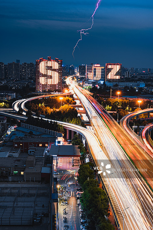 石家庄雷电之夜图片素材