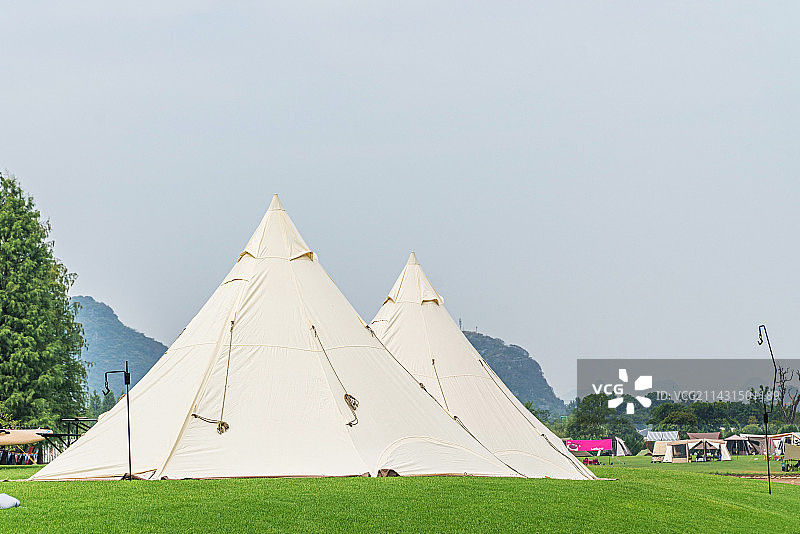 露营户外聚会图片素材