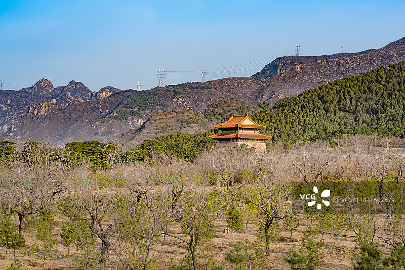 北京昌平明十三陵茂陵明楼远景图片素材