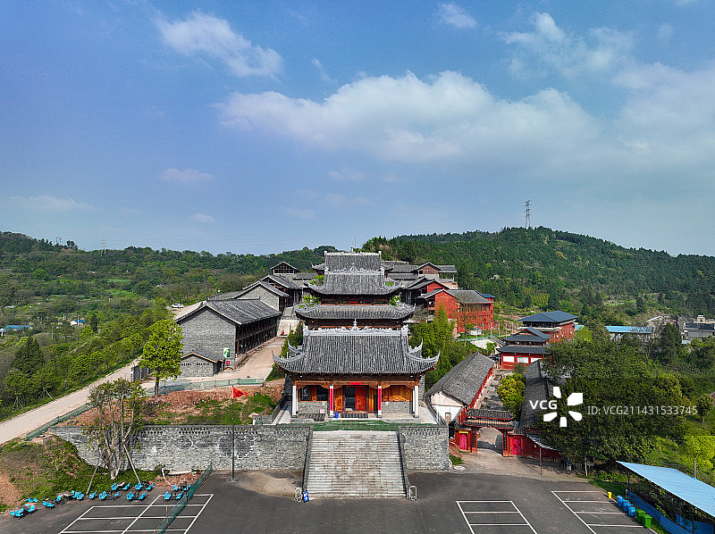 四川省南充市总真山观音寺白马湖公园航拍图片素材