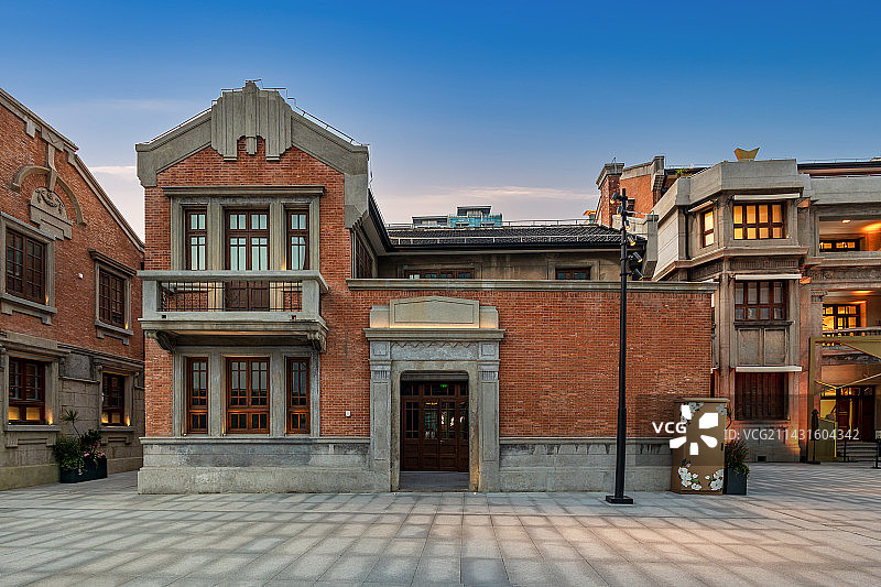 上海石库门建筑群 张园 夜景图片素材