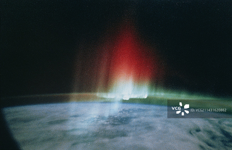 航天飞机拍摄的南极光图片素材