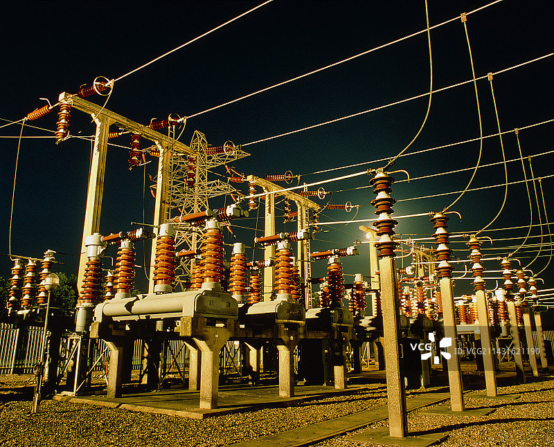 夜间变电站图片素材