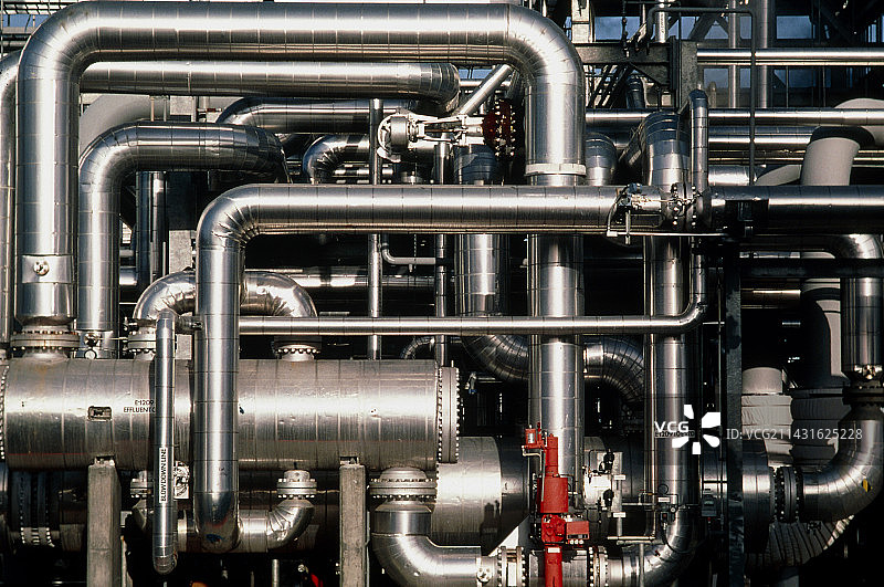 炼油厂的管道图片素材