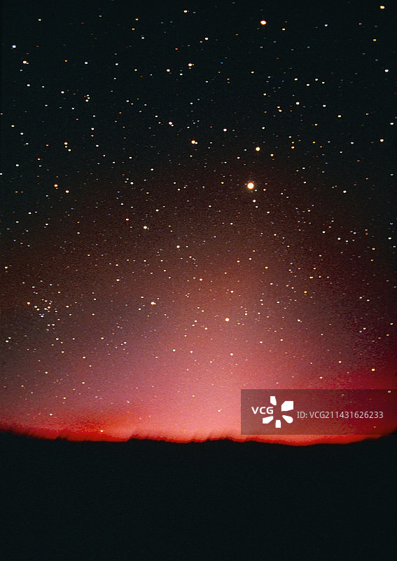 黄道光与火星、木星和土星的照片图片素材