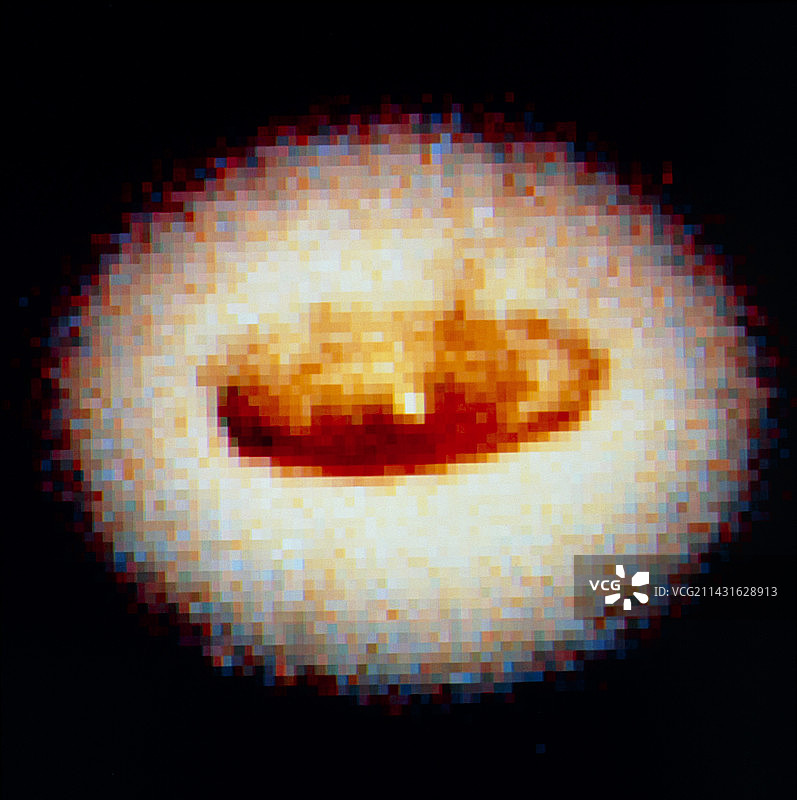 星系NGC 4261中心的尘埃图片素材