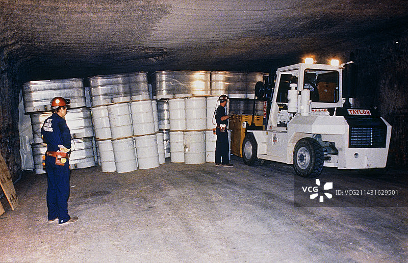 废弃物隔离试验项目示范图片素材