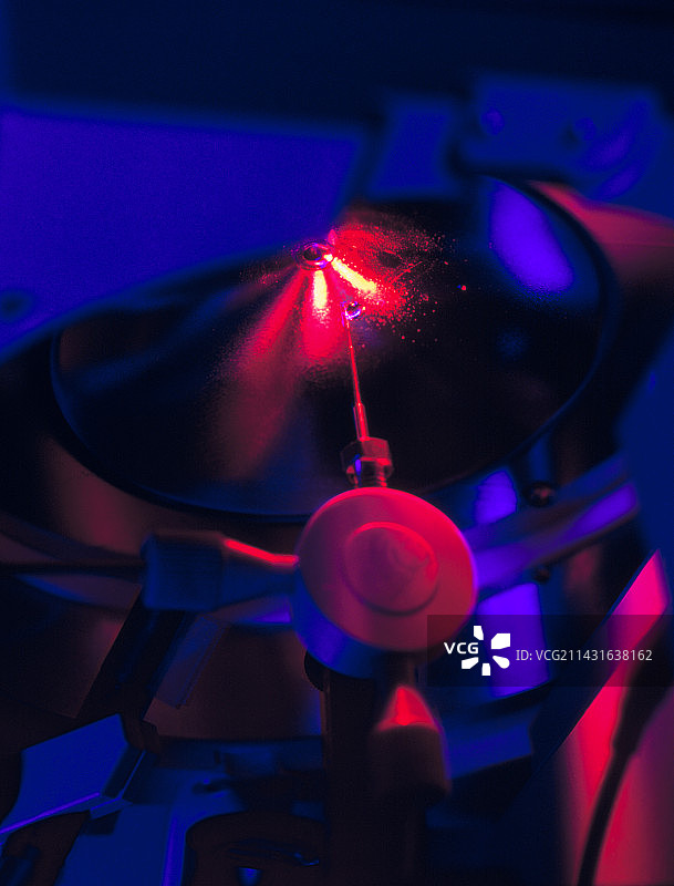 蛋白质研究中的质谱仪图片素材