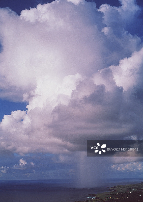 风暴云图片素材