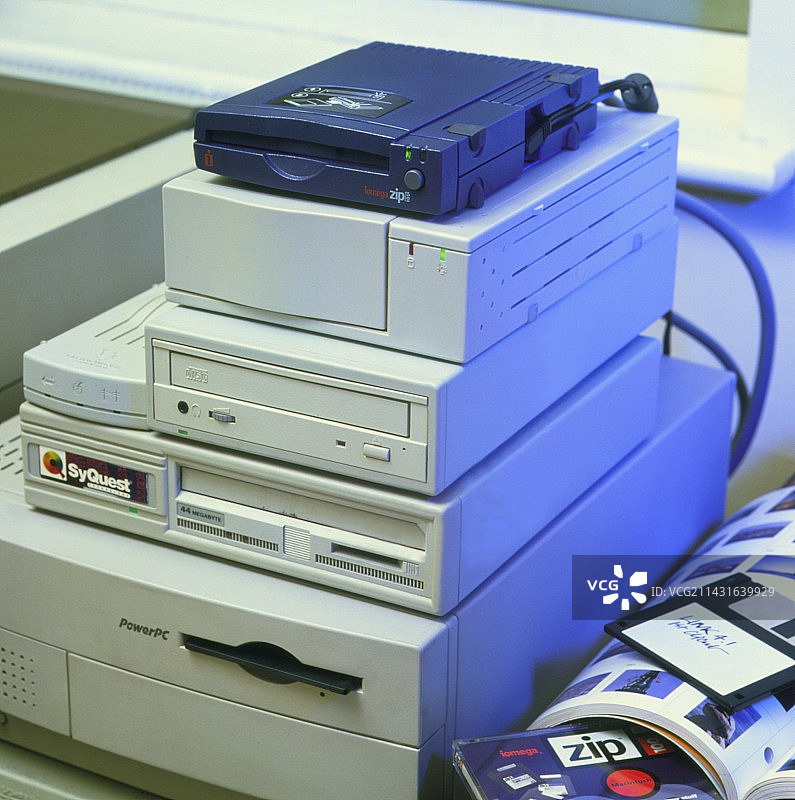 多种数据存储计算机硬件组件图片素材