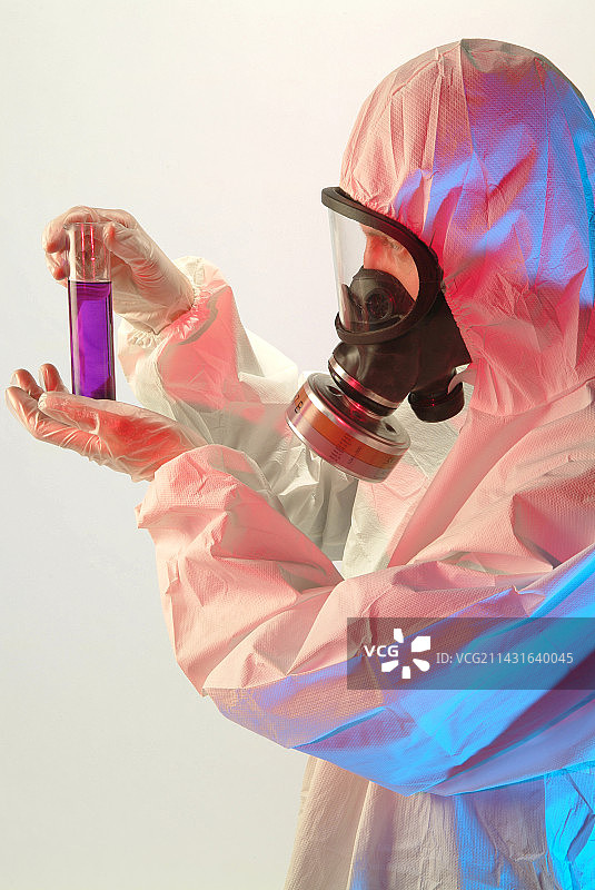 处理有毒物质图片素材