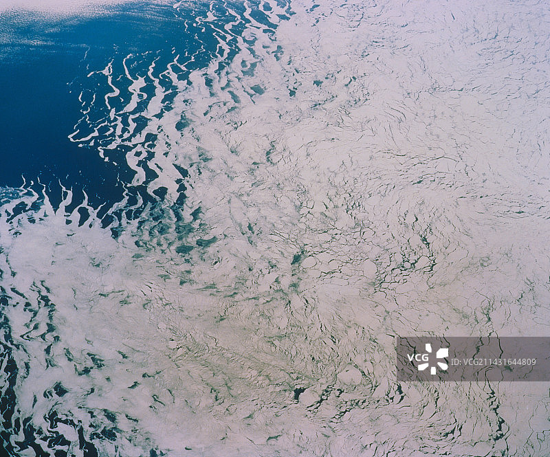 从太空看到的南极冰盖边缘图片素材