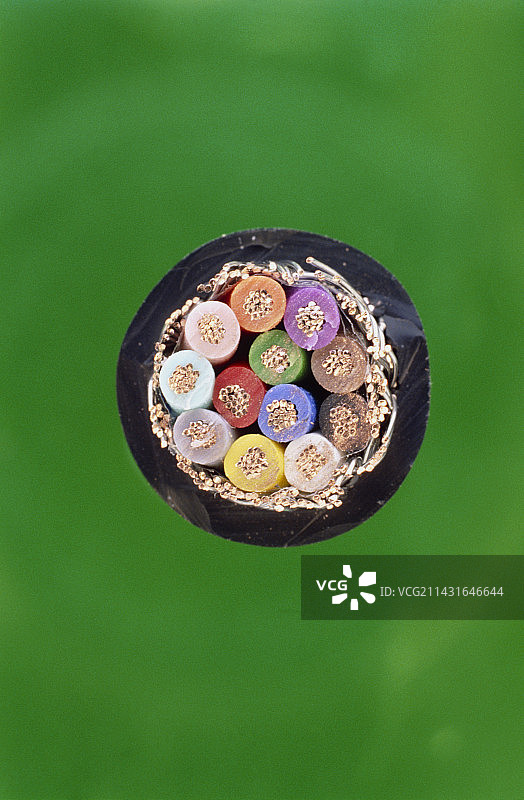 12芯同轴电缆的横截面图片素材