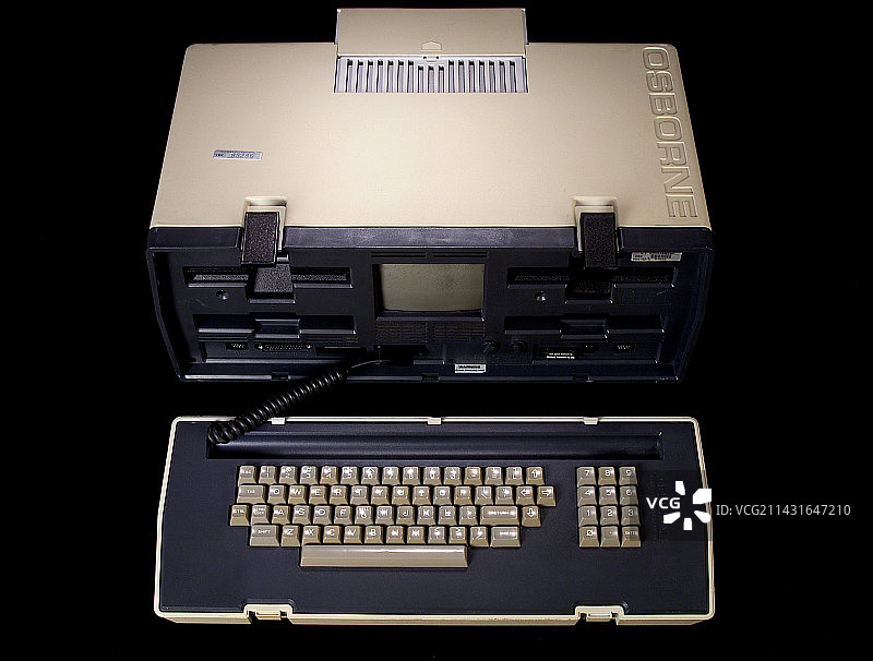 Osborne 1，首款便携式电脑图片素材