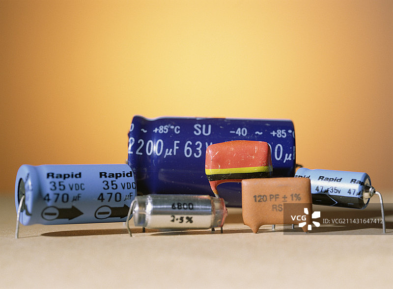各种电容器图片素材