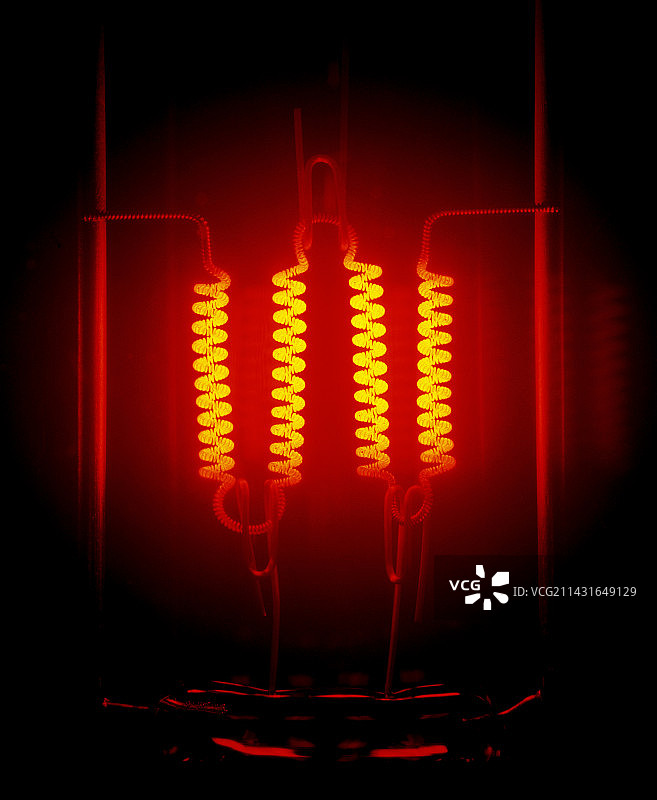 钨丝灯丝图片素材