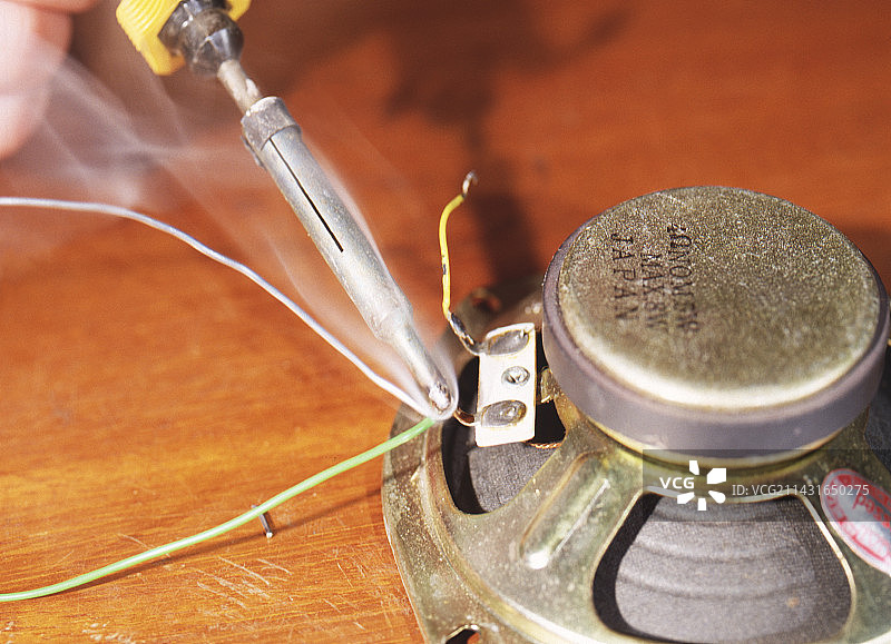 焊接扬声器图片素材