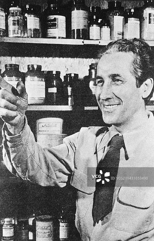 美国化学家卡尔·保罗·林克图片素材