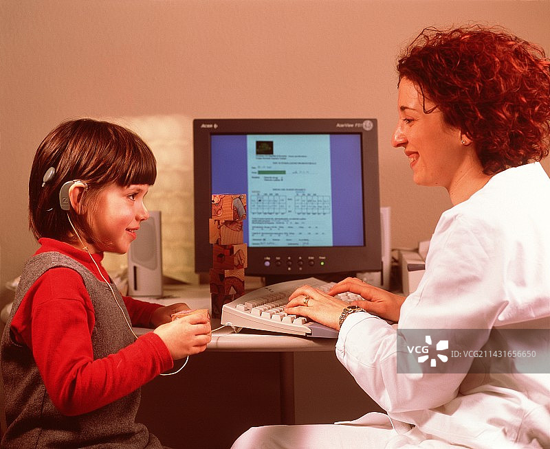 人工耳蜗测试图片素材