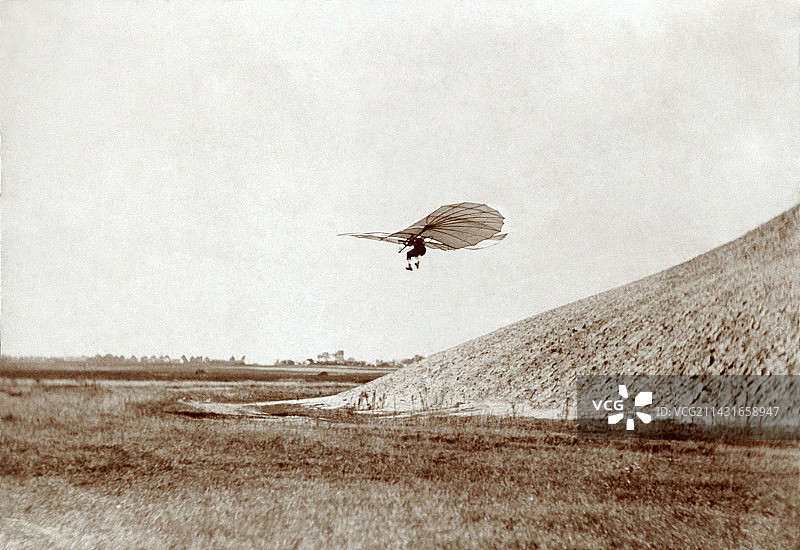 奥托·李林塔尔滑翔实验图片素材