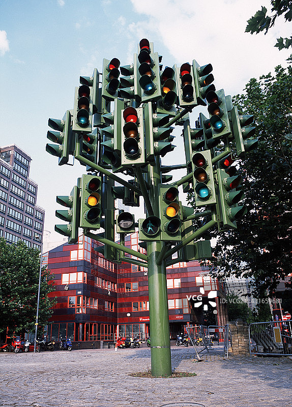 交通灯雕塑图片素材