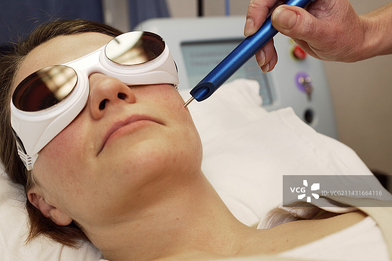 激光除皱护理图片素材