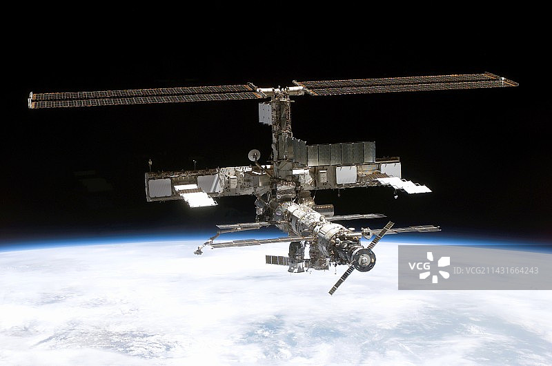 国际空间站，2005年6月8日图片素材