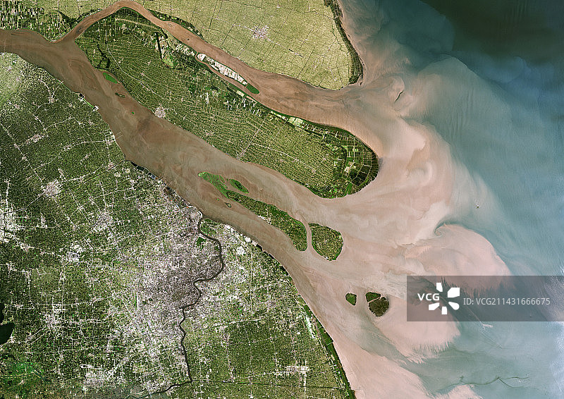 2001年的上海与长江图片素材