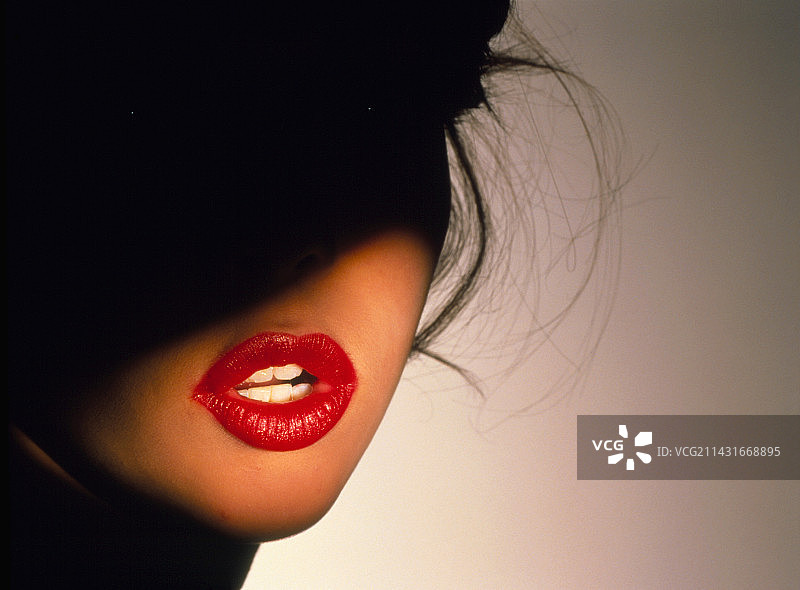 女人的嘴图片素材