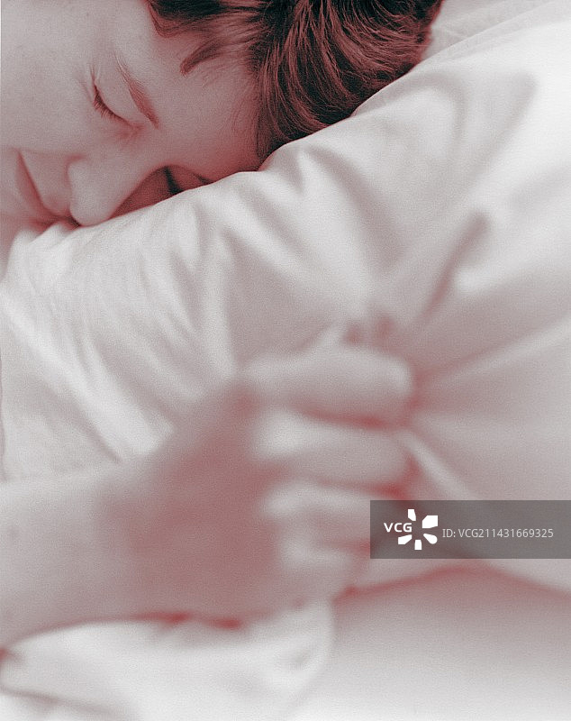 睡觉的女人图片素材