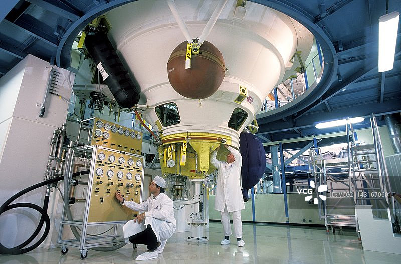 阿丽亚娜5号火箭推力框架生产图片素材