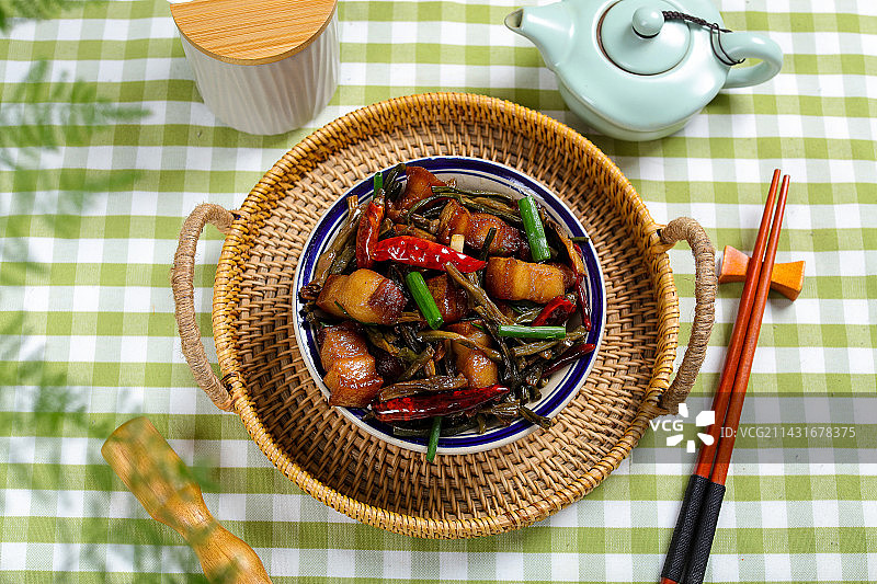 特色农家菜干豆角红烧肉图片素材