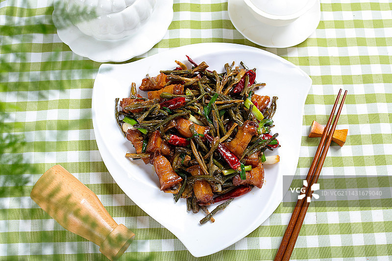 美味下酒菜干豆角炖红烧肉图片素材