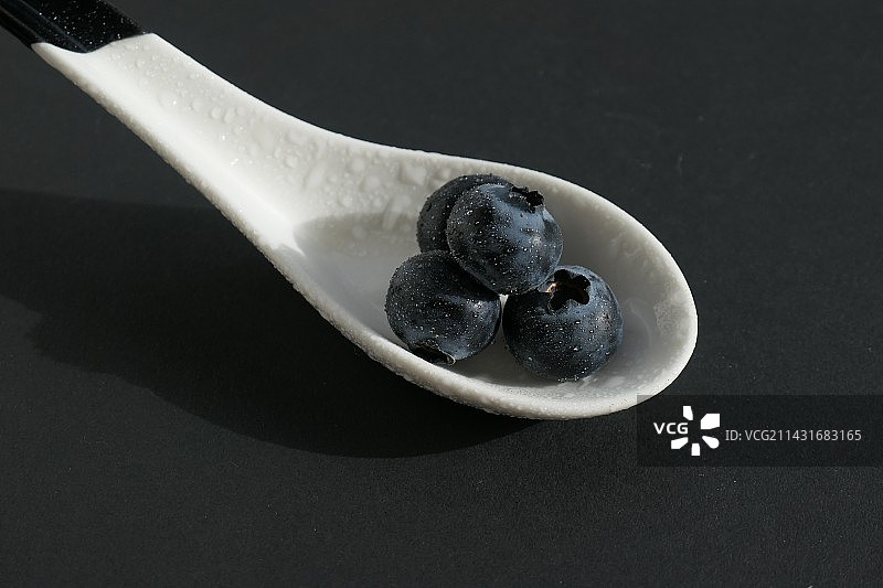 新鲜的蓝莓图片素材