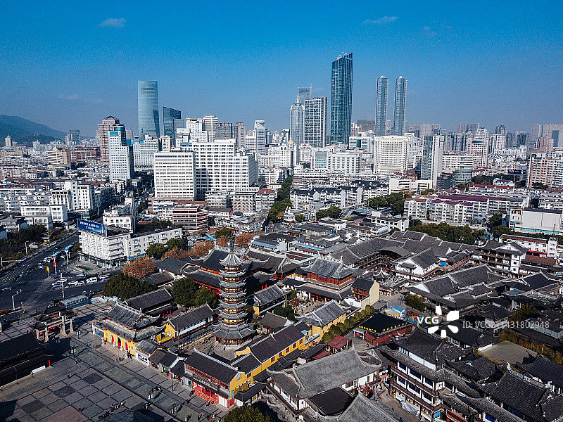 无锡 南禅寺 三阳广场 财富大厦 大东方百货 云蝠大厦 南长街 解放路 苏宁图片素材