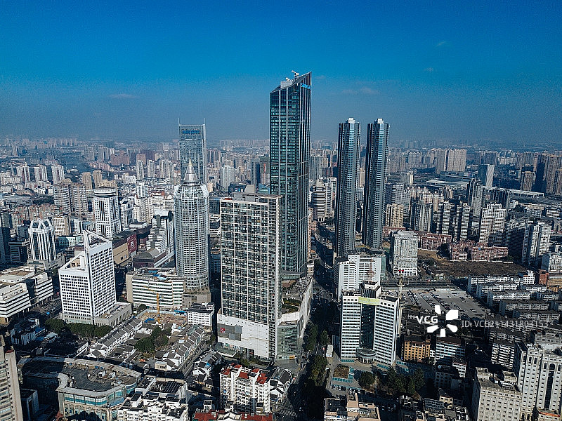 无锡 三阳广场 南禅寺 财富大厦 大东方百货 云蝠大厦 南长街 解放路 苏宁图片素材