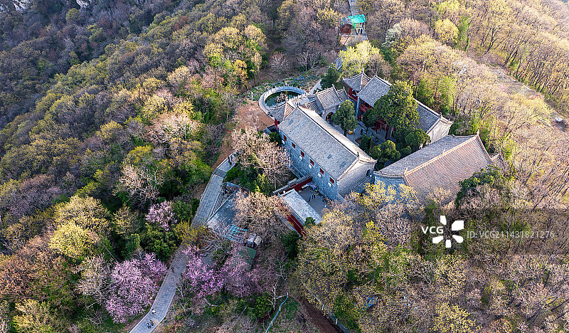 河南省郑州市登封市世界文化遗产天地之中建筑群之少林寺、二祖庵、嵩山、少室山图片素材