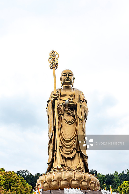 九华山-地藏王菩萨铜像图片素材