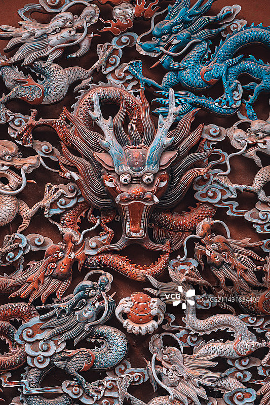 白瀑寺蟠龙雕塑图片素材