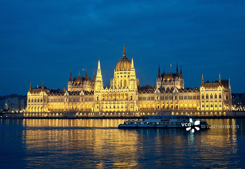 布达佩斯 国会大厦 夜景图片素材