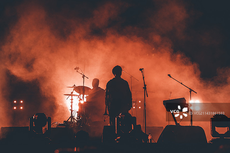 舞台上的音乐家图片素材