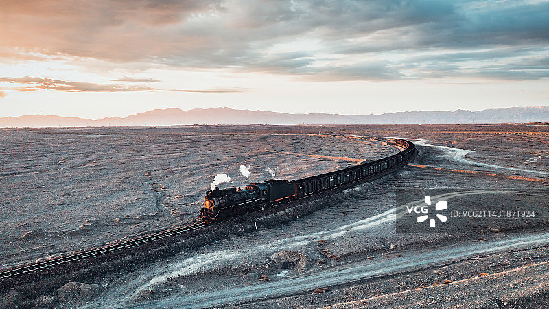 蒸汽时代的最后挽歌图片素材