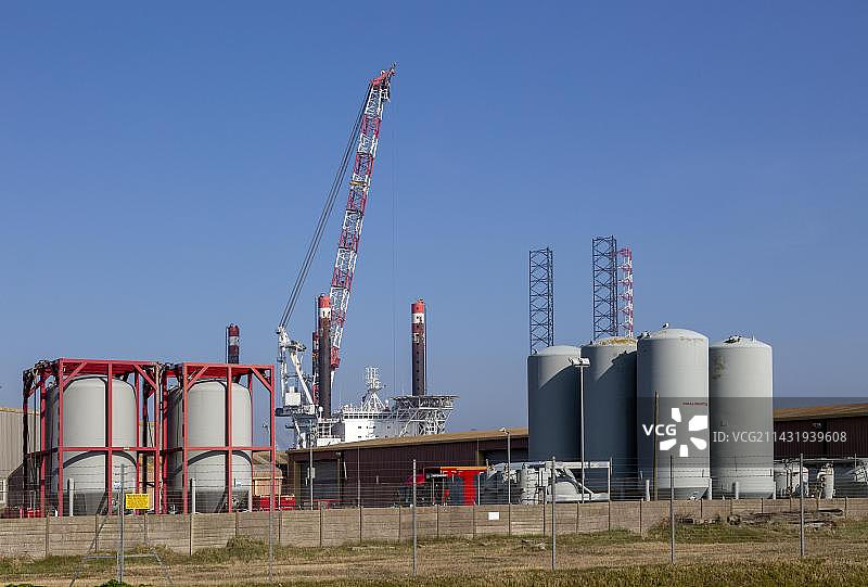 英国诺福克郡大雅茅斯外港的工业港口活动图片素材