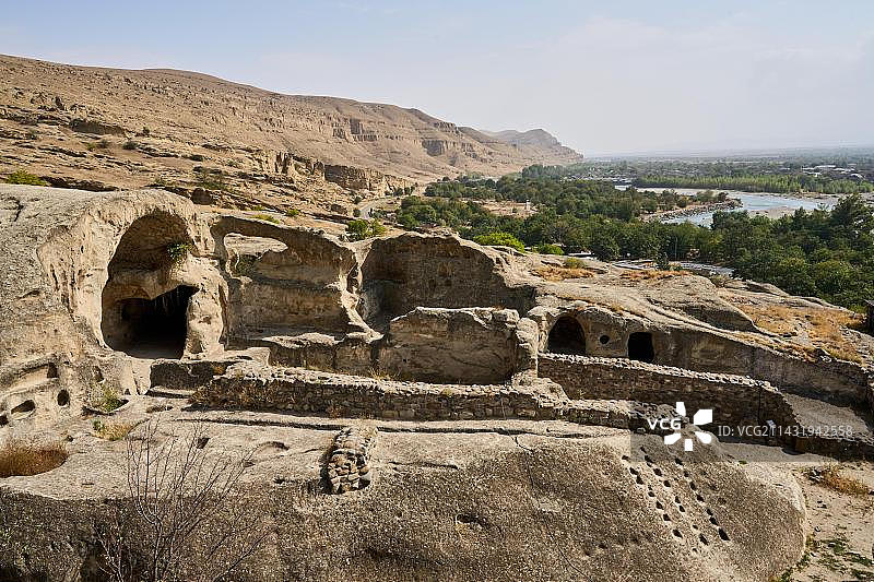 格鲁吉亚戈里附近的乌普利斯iche城堡和洞穴城镇图片素材