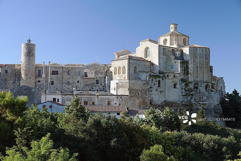 意大利巴西利卡塔大区马泰拉省伊尔西纳景观图片素材