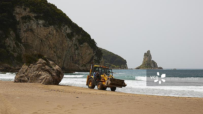 科孚岛阿吉奥斯·戈迪奥斯海滩岩石景观图片素材