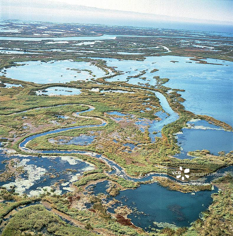 额尔齐斯河，哈萨克斯坦，亚洲图片素材