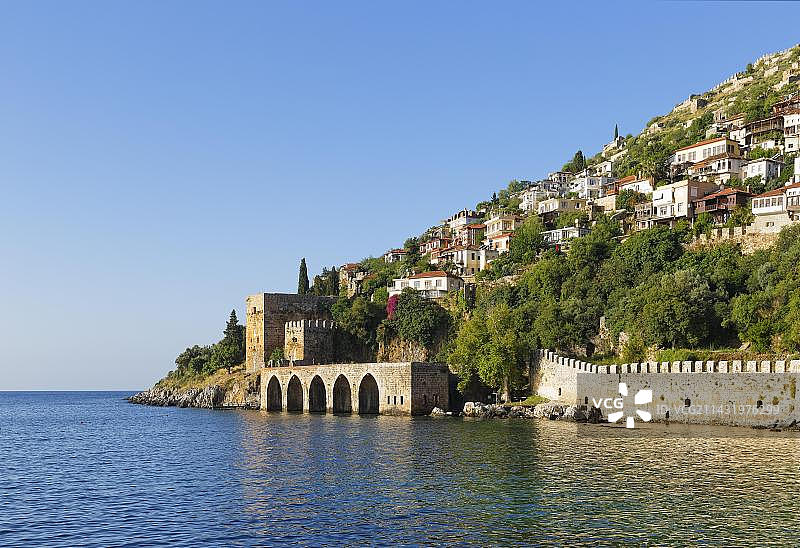 土耳其安塔利亚省阿拉尼亚的古代塞尔柱造船厂图片素材