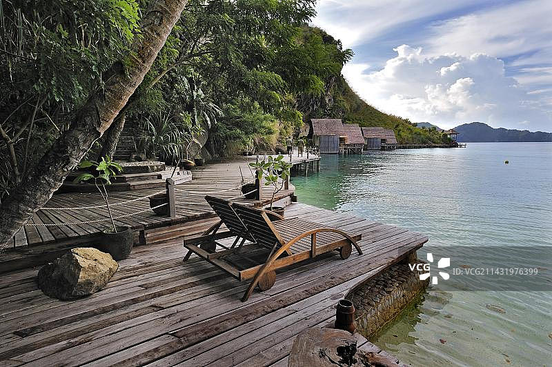 印度尼西亚拉贾安帕群岛假日酒店的露台图片素材